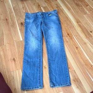 Classic INC Straight Leg Denim Jeans